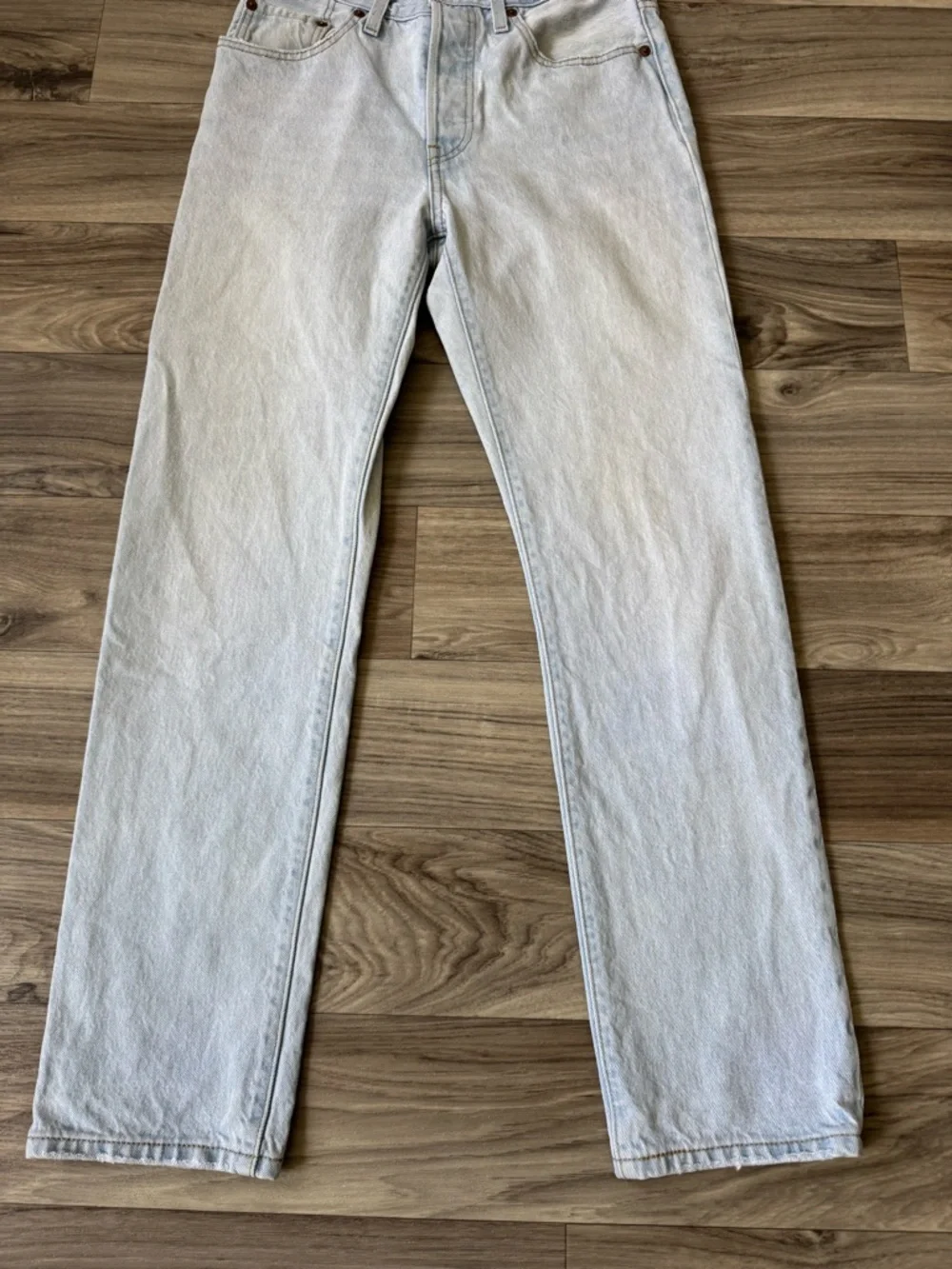 Levi's 501 100% Cotton Jeans Button Fly Light Wash Denim Size 26x30